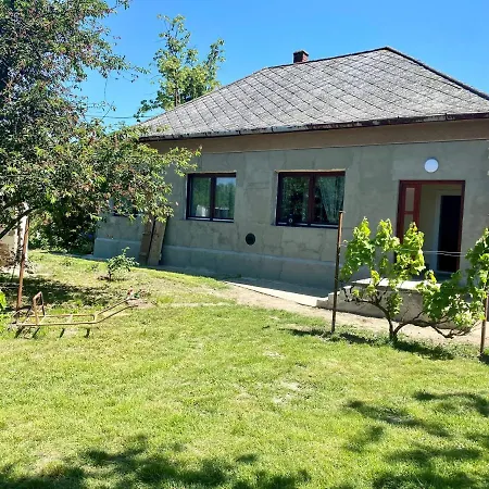 Vasmacska Vendeghaz